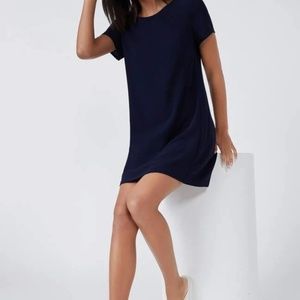 Round neck solid dress